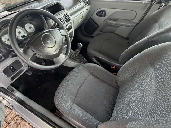 RENAULT-CLIO-1.0 AUTHENTIQUE 16V HI-FLEX 4P MANUAL RENAULT-CLIO-2006