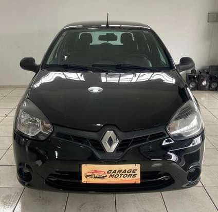 RENAULT-CLIO-2013