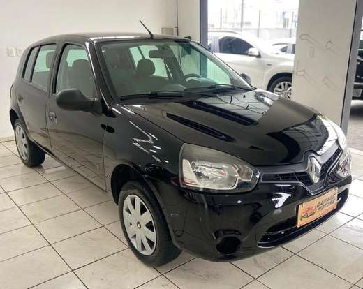 RENAULT-CLIO-2013