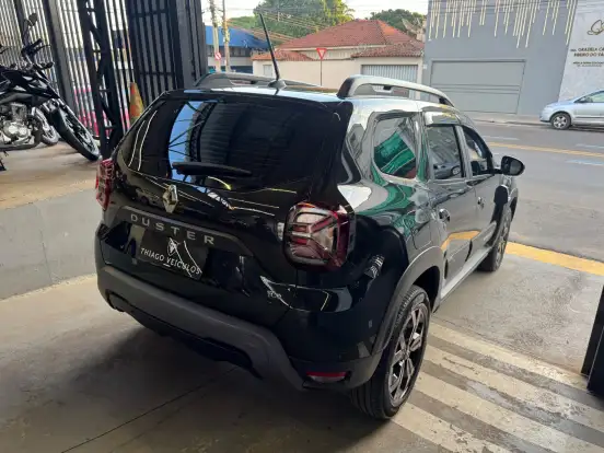 RENAULT-DUSTER-2024