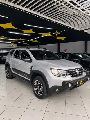 RENAULT-DUSTER-2022