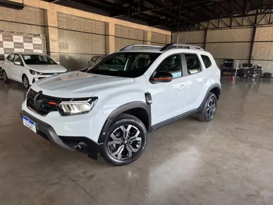 RENAULT-DUSTER-2024