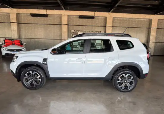 RENAULT-DUSTER-2024