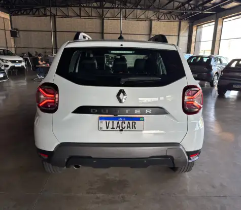 RENAULT-DUSTER-2024