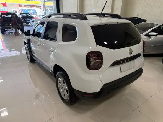 RENAULT-DUSTER-2025