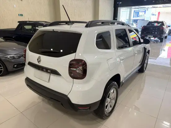RENAULT-DUSTER-2025
