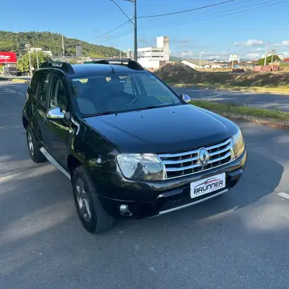 RENAULT-DUSTER-2013