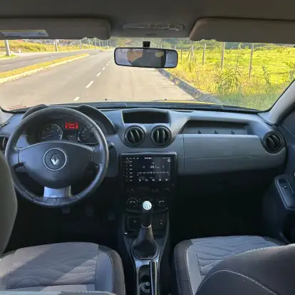 RENAULT-DUSTER-2013