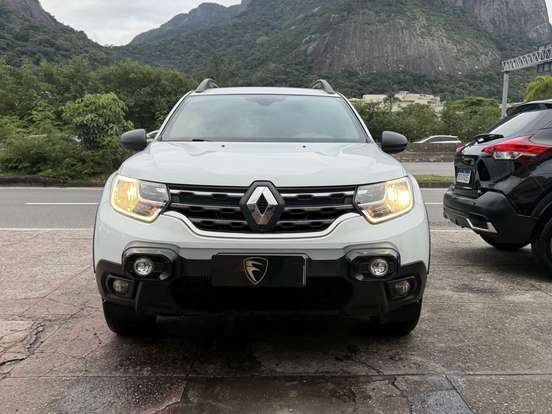 RENAULT-DUSTER-2023