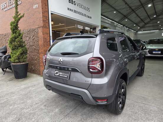 RENAULT-DUSTER-2025