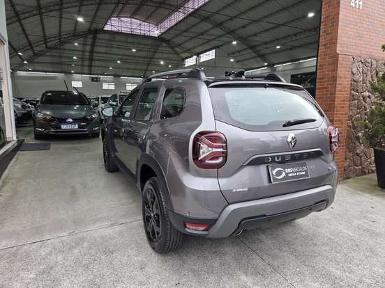 RENAULT-DUSTER-2025