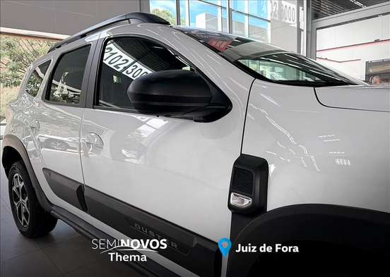 RENAULT-DUSTER-2022