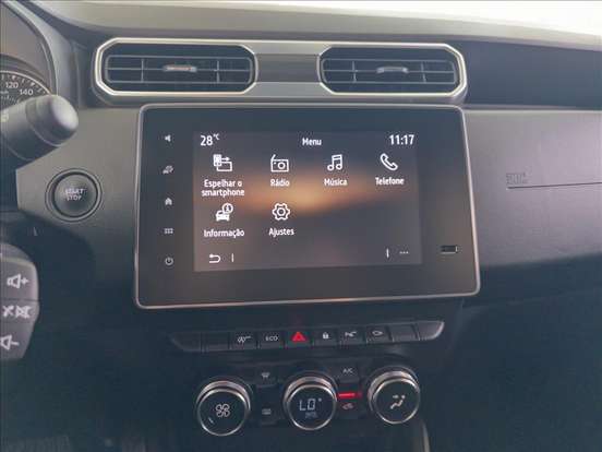 RENAULT-DUSTER-2022