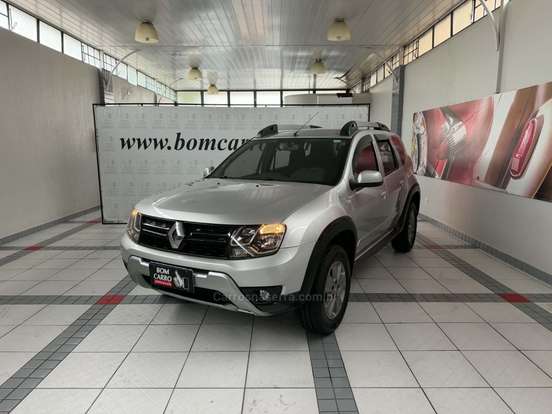 RENAULT-DUSTER-2018