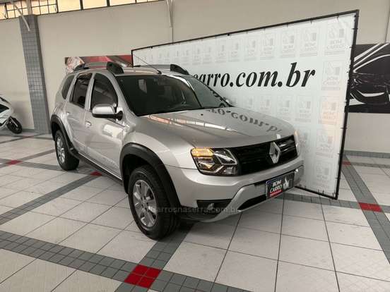 RENAULT-DUSTER-2018