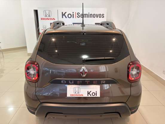 RENAULT-DUSTER-2022
