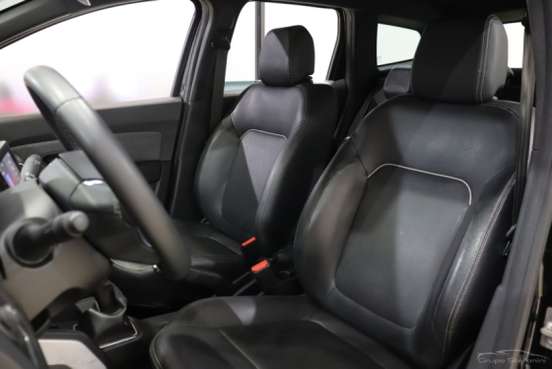 RENAULT-DUSTER-2022