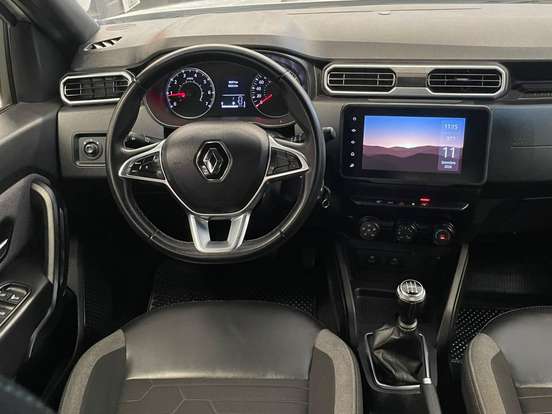RENAULT-DUSTER-2023
