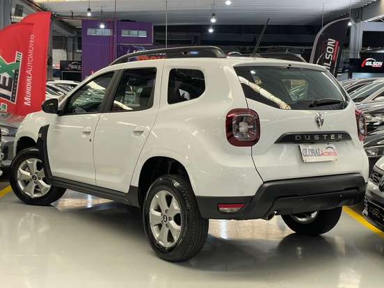 RENAULT-DUSTER-2023