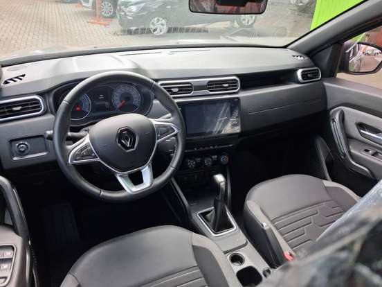 RENAULT-DUSTER-2025