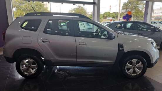RENAULT-DUSTER-2025