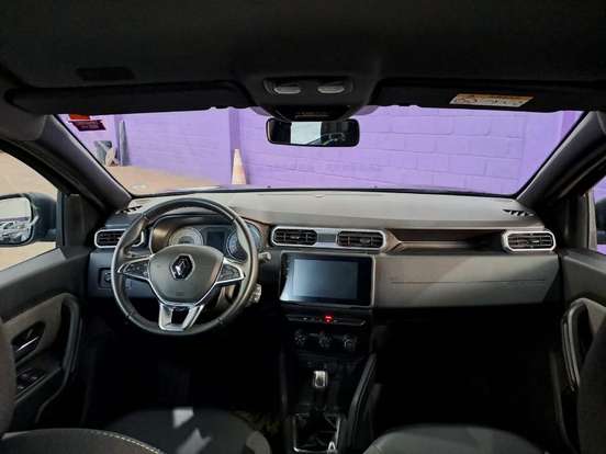 RENAULT-DUSTER-2025