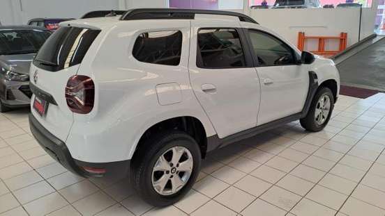 RENAULT-DUSTER-2025
