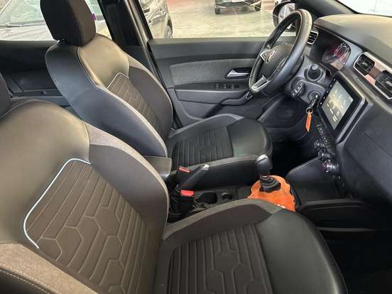 RENAULT-DUSTER-2025