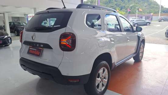 RENAULT-DUSTER-2025