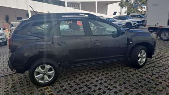 RENAULT-DUSTER-2025