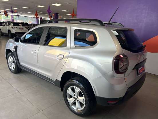 RENAULT-DUSTER-2024