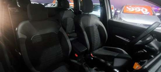 RENAULT-DUSTER-2024
