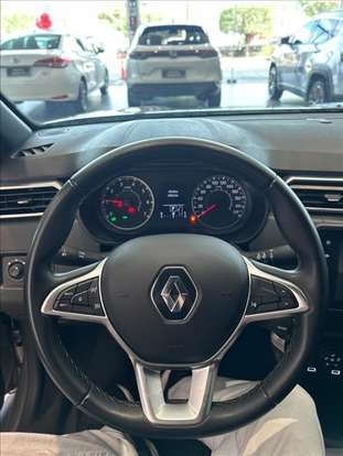 RENAULT-DUSTER-2023