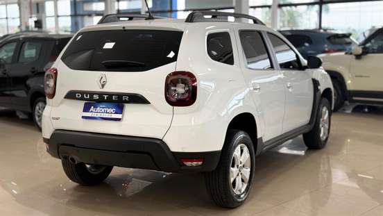 RENAULT-DUSTER-2023