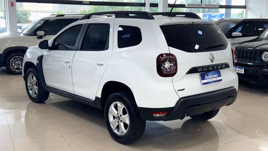 RENAULT-DUSTER-2023