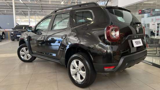RENAULT-DUSTER-2022