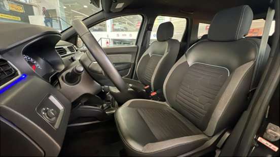 RENAULT-DUSTER-2022