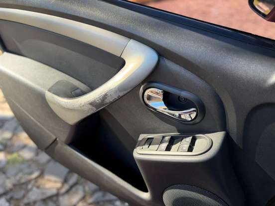RENAULT-DUSTER-2015