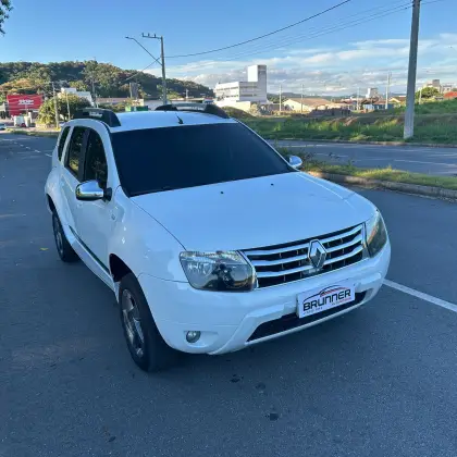 RENAULT DUSTER 2.0 DYNAMIQUE 4X2 16V FLEX 4P AUTOMÁTICO