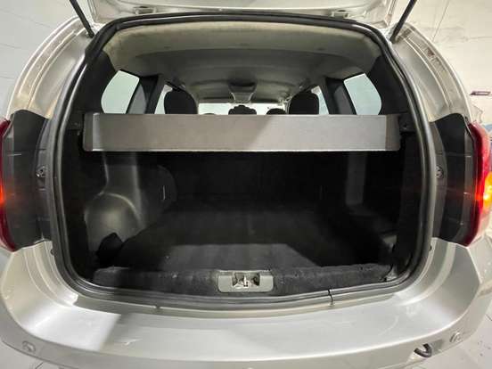 RENAULT-DUSTER-2012