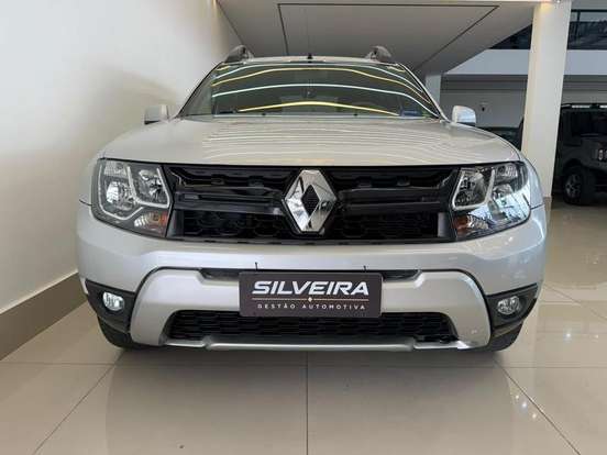 RENAULT-DUSTER-2016
