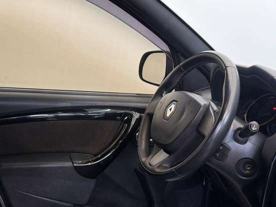 RENAULT-DUSTER-2016