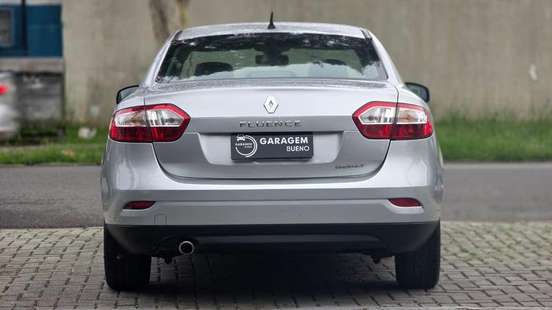 RENAULT-FLUENCE-2012