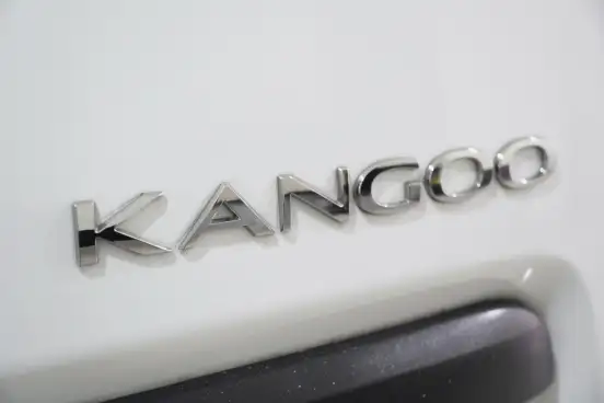 RENAULT-KANGOO-2025