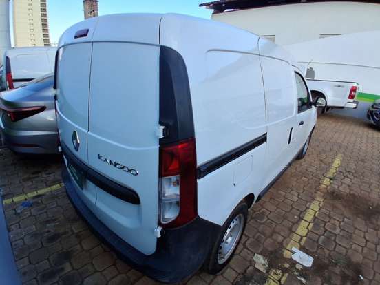 RENAULT-KANGOO-1.6 16V SCE FLEX ADVANCED MANUAL RENAULT-KANGOO-2024