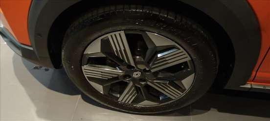 RENAULT-KARDIAN-2024