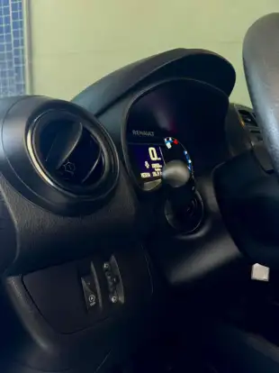 RENAULT-KWID-1.0 12V SCE FLEX ZEN MANUAL RENAULT-KWID-2024