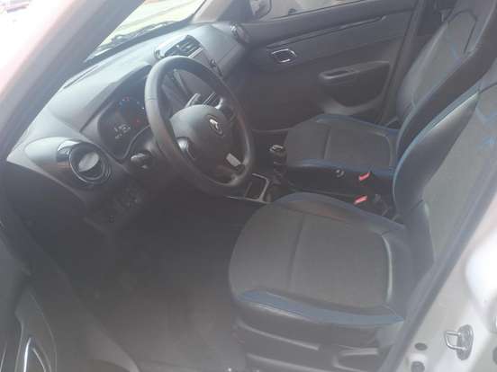 RENAULT-KWID-1.0 12V SCE FLEX INTENSE MANUAL RENAULT-KWID-2024