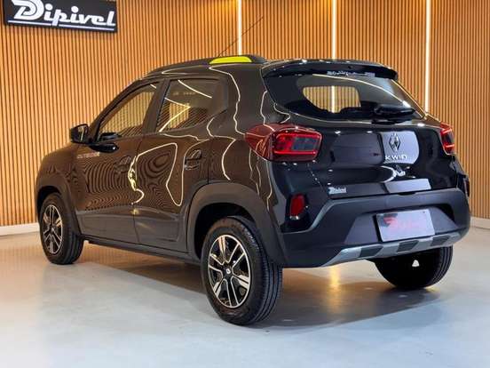 RENAULT-KWID-1.0 12V SCE FLEX OUTSIDER MANUAL RENAULT-KWID-2025