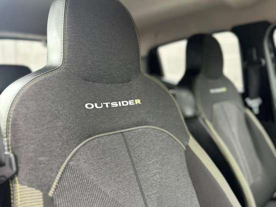 RENAULT-KWID-1.0 12V SCE FLEX OUTSIDER MANUAL RENAULT-KWID-2023